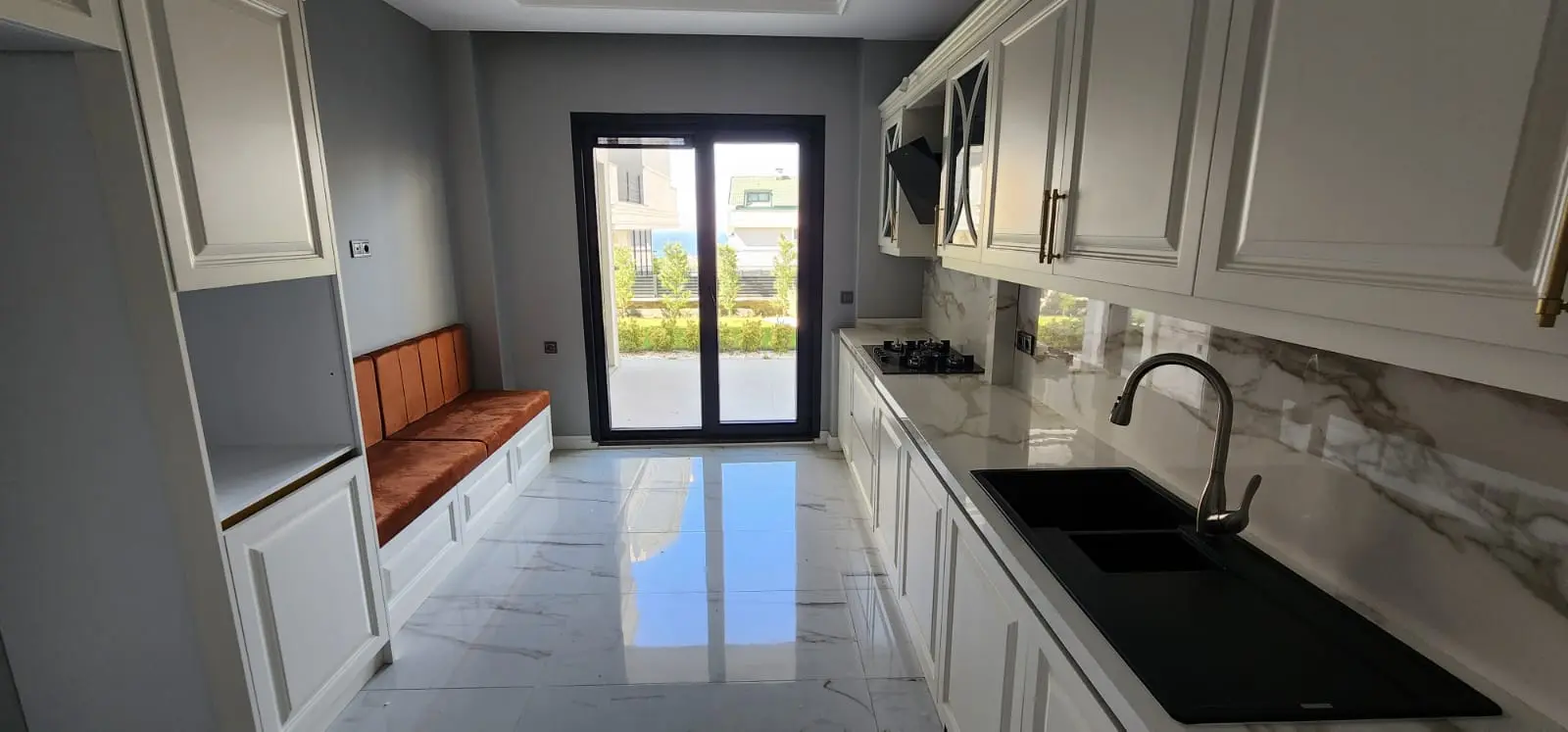 Kitchen area